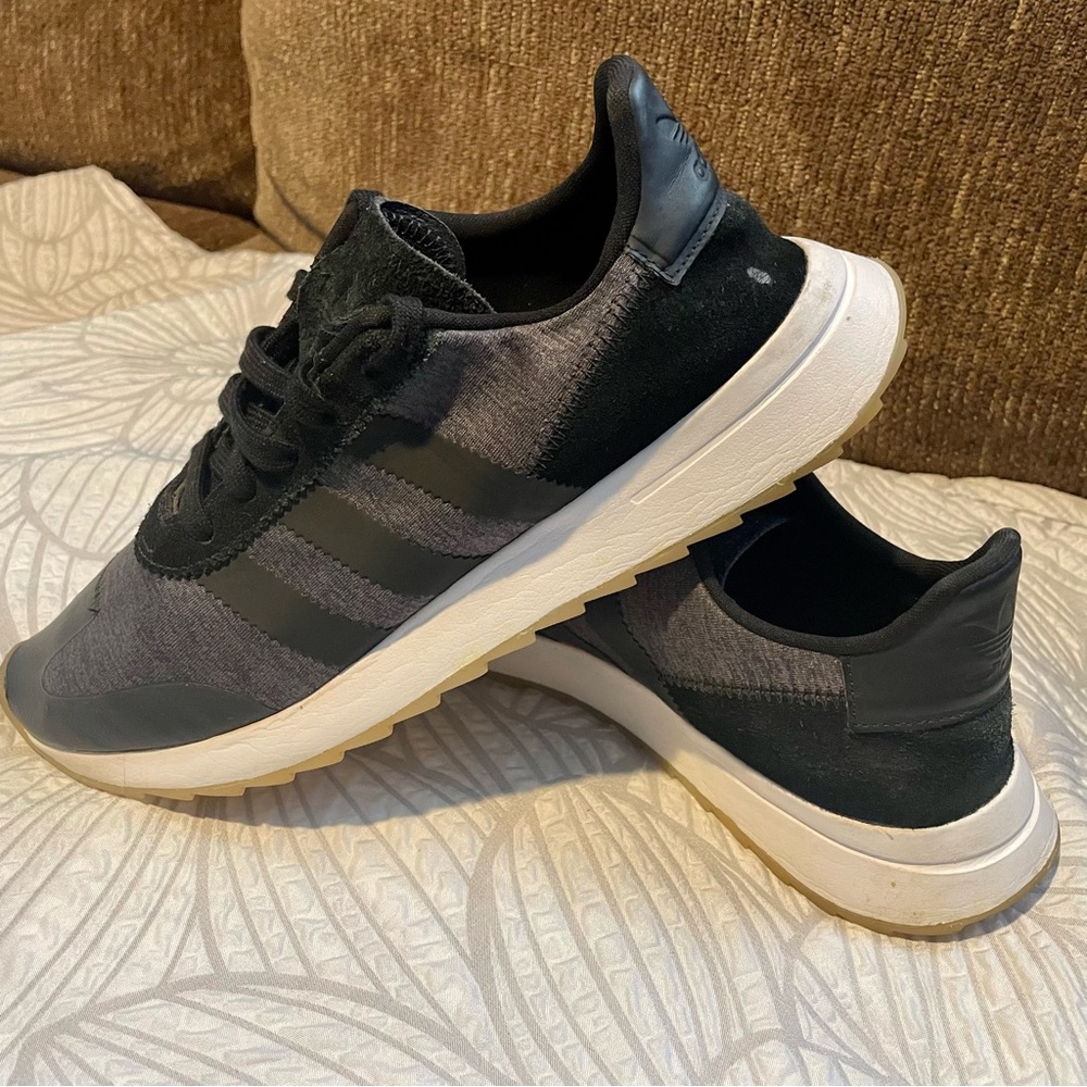 ADIDAS Originals Flashback Sneakers